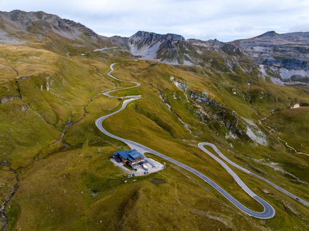 Austria Travel Guide: Explore Alpine Beauty in 2024 2025